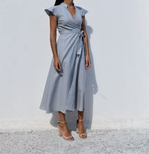 Load image into Gallery viewer, &quot;Eclipse&quot;Linen midi dress
