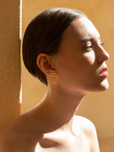 Load image into Gallery viewer, Minimal Earrings
